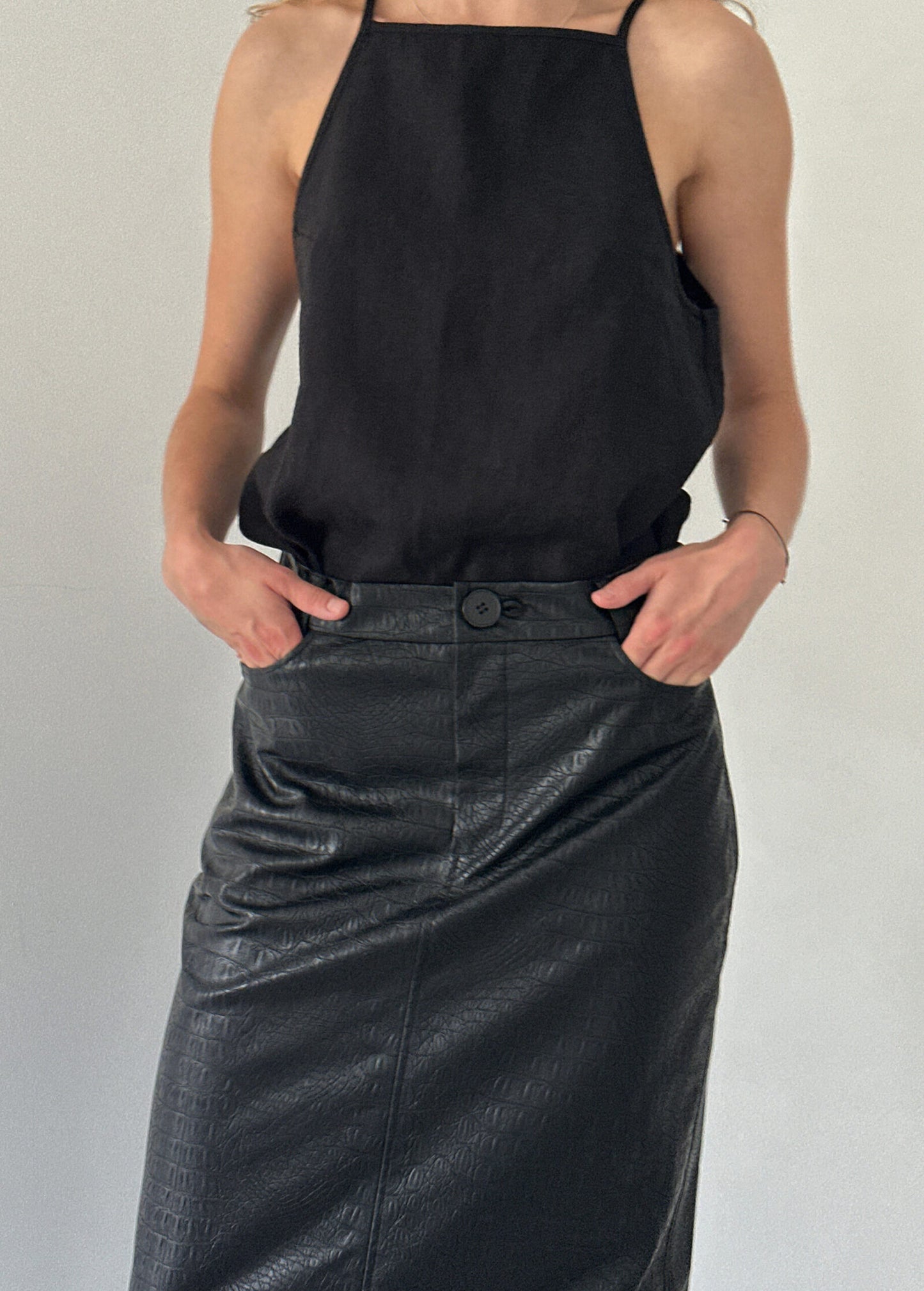 XAvR39L5KmZc7NuefAKDGqYdVxNLN3nkaHRWBFxn