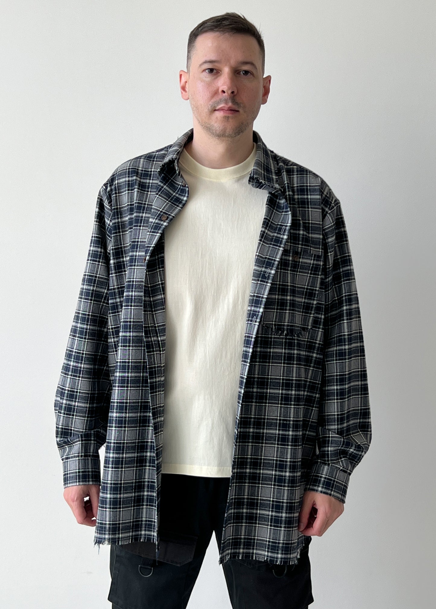 Blue check raw-edge shirt