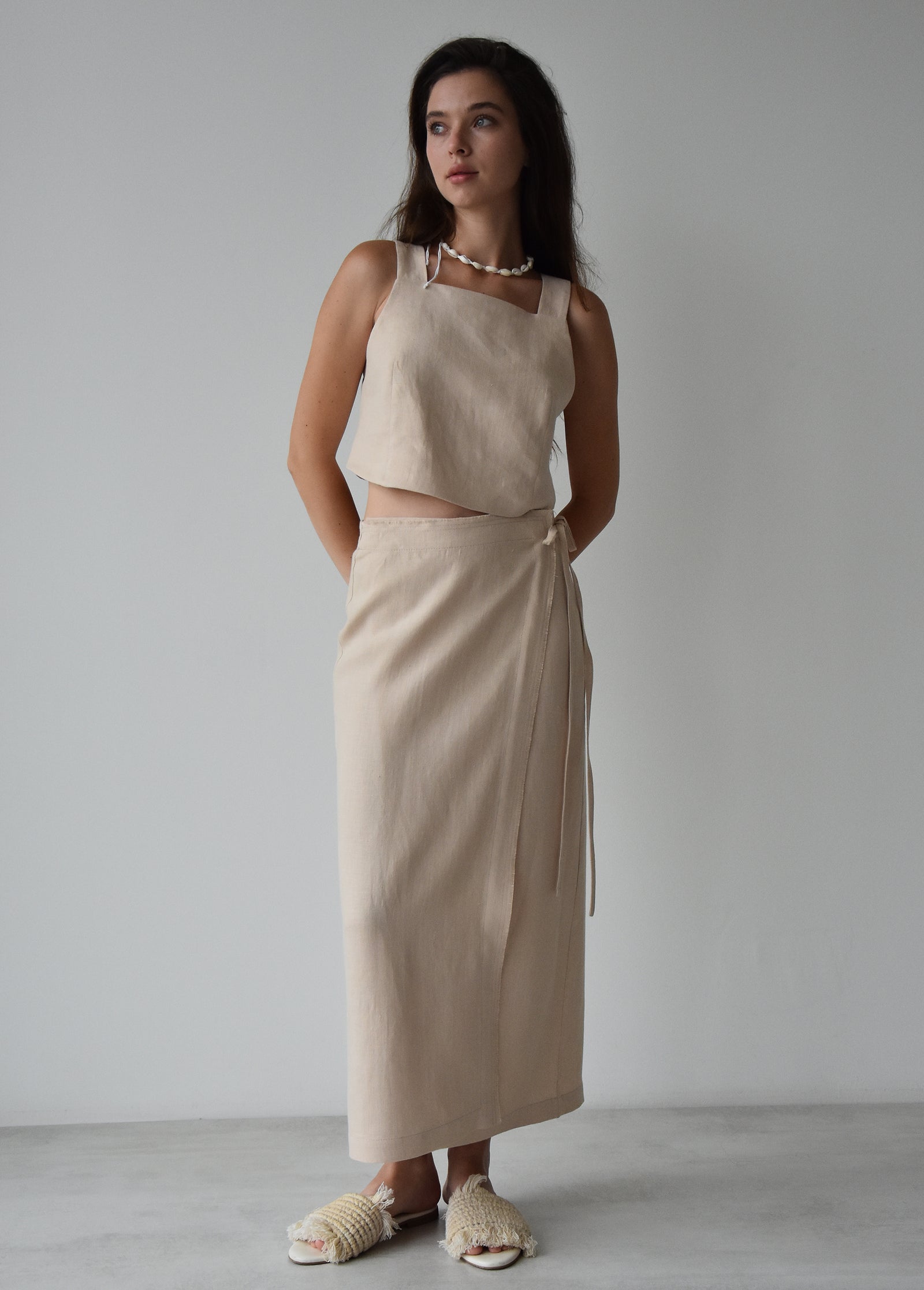 FDCAD6C5-413C-4AC3-8D9C-2FFEF7737F40