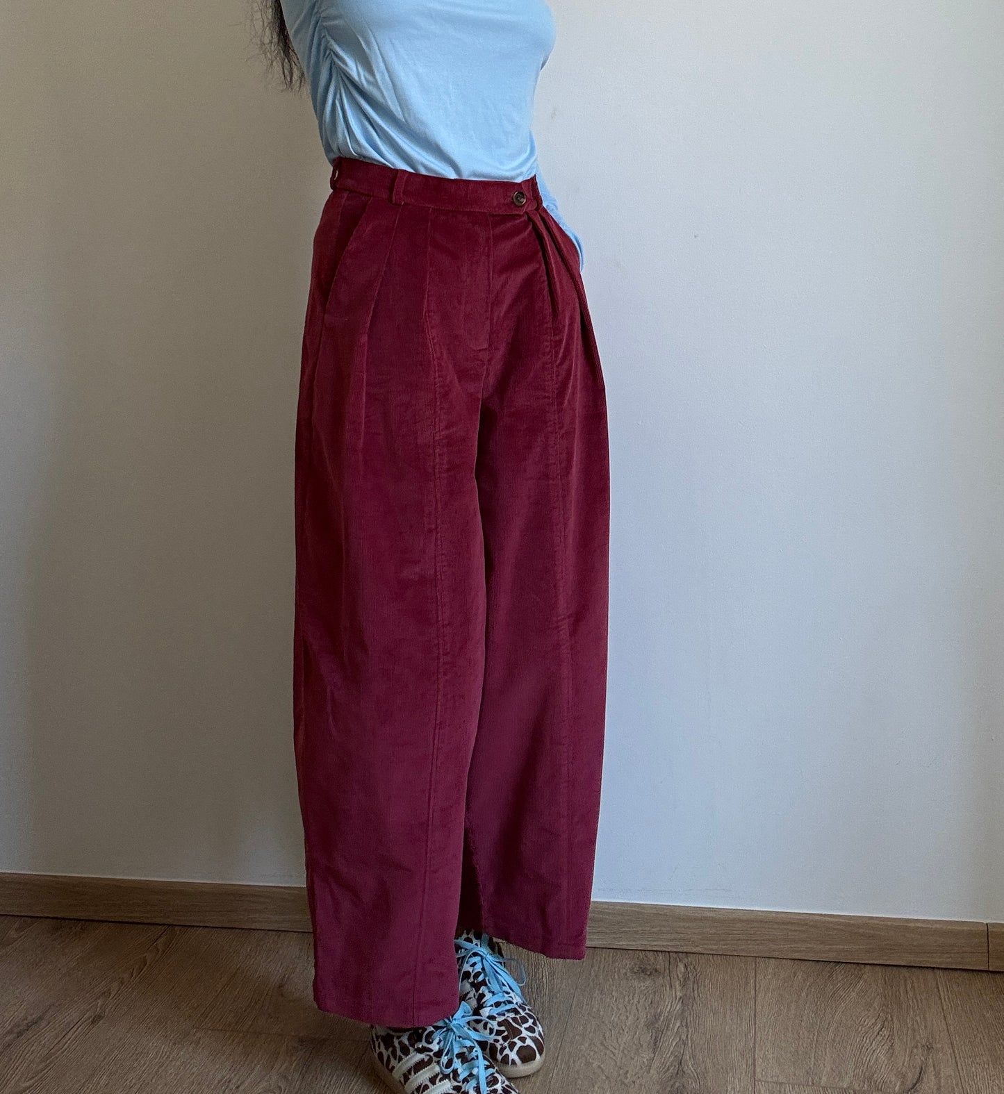 Raspberry corduroy baggy trousers with fly