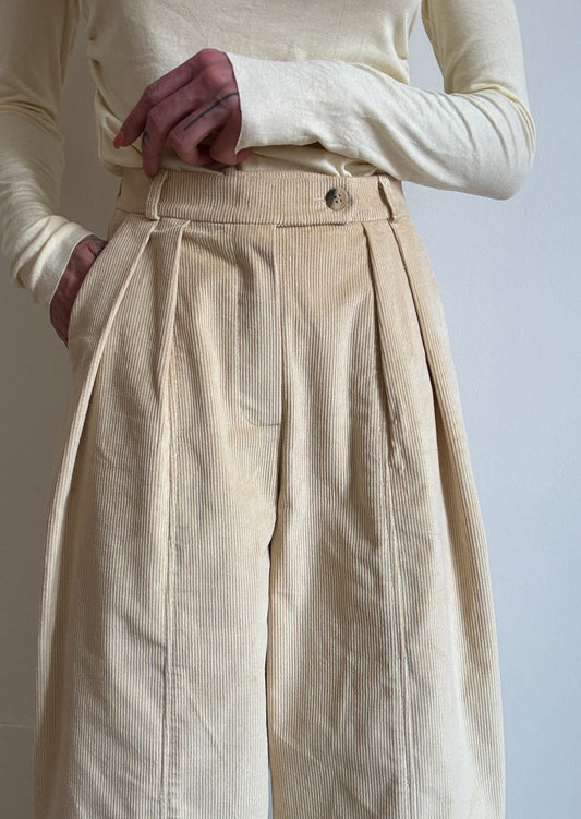 Sand corduroy baggy trousers with fly
