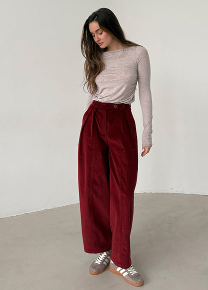 Wine corduroy baggy trousers with fly