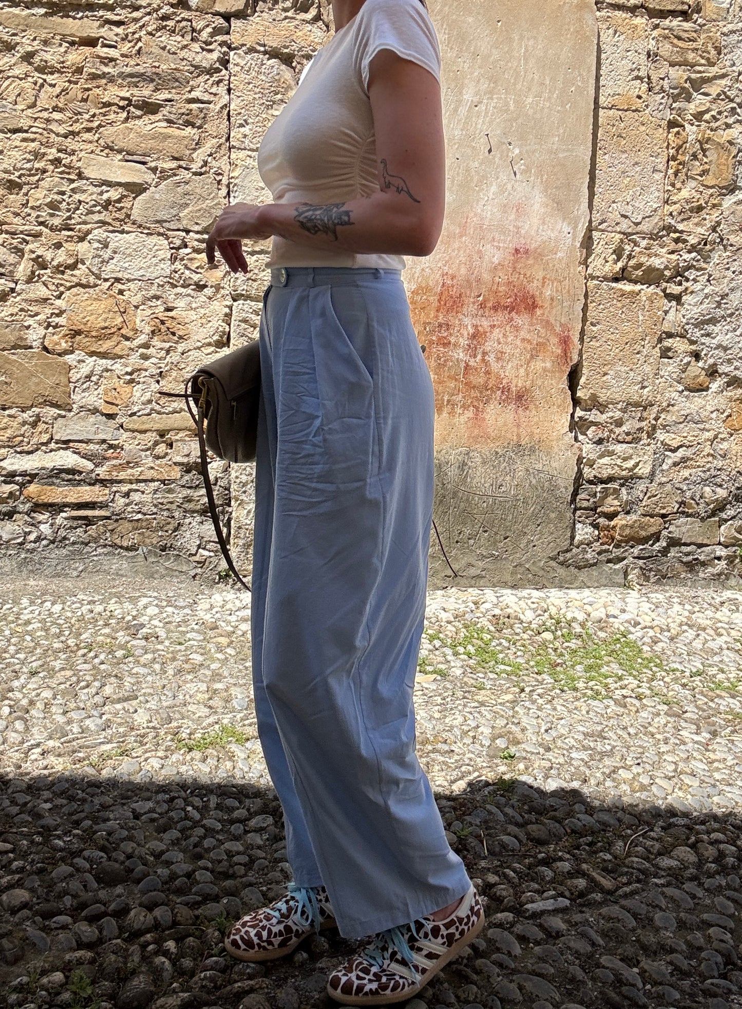 Blue cotton trousers