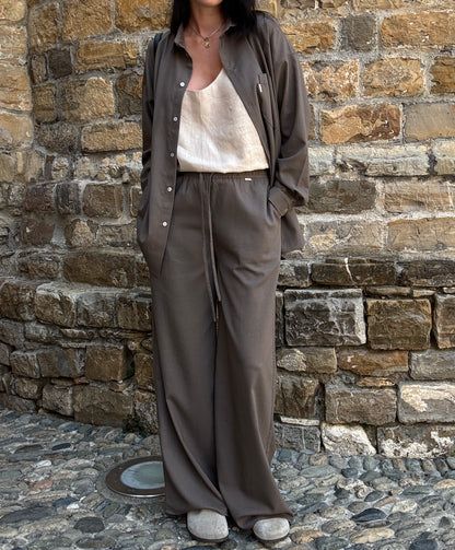 Chocolate linen-viscose trousers