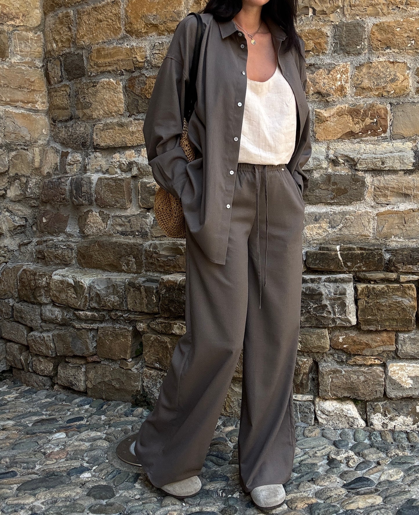 Chocolate linen-viscose trousers