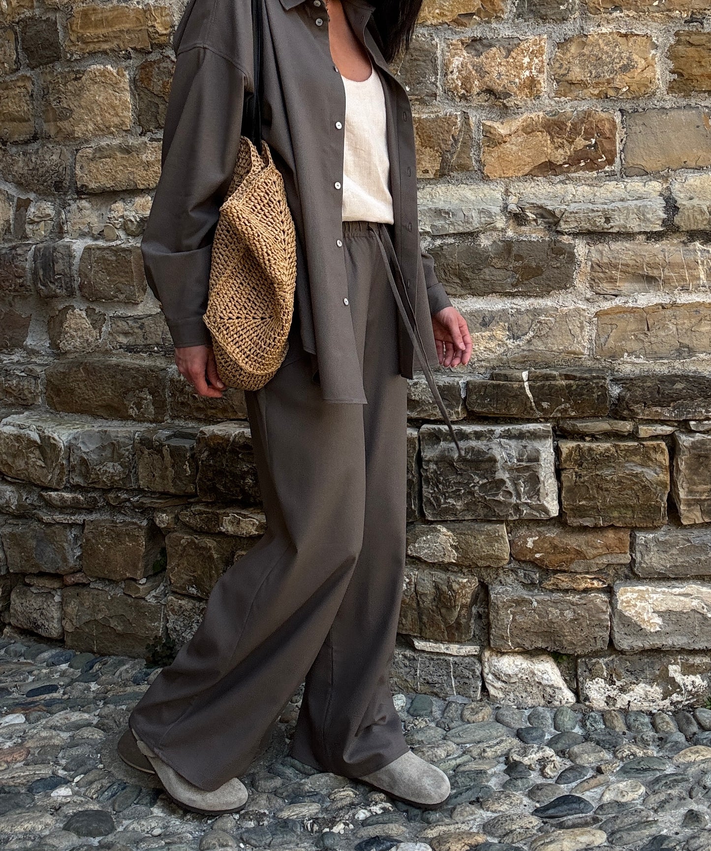 Chocolate linen-viscose trousers