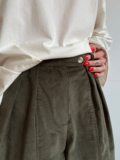 Khaki corduroy baggy trousers with fly