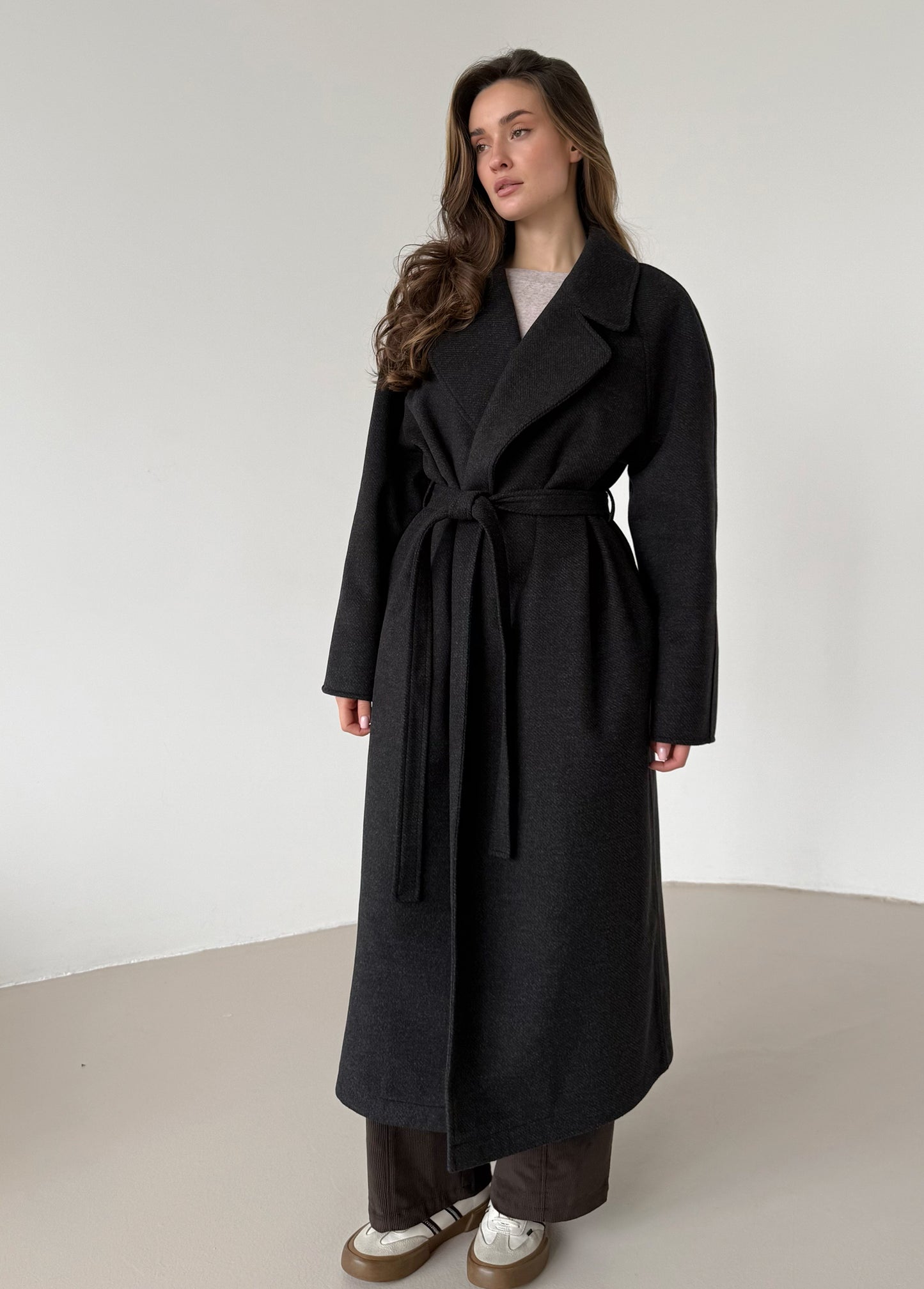 Anthracite wrap coat