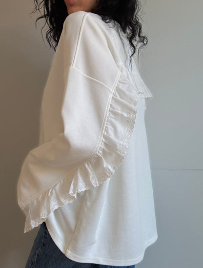 White longsleeve with lace ruffle