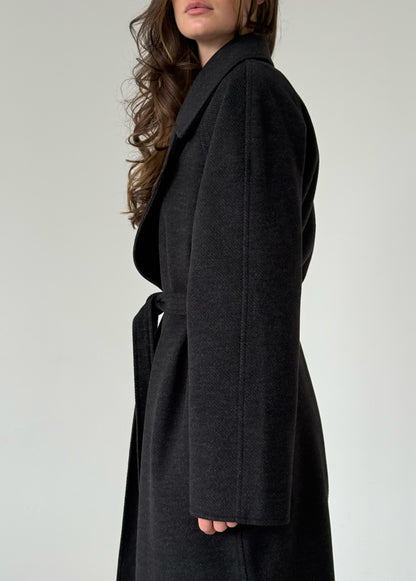 Anthracite wrap coat