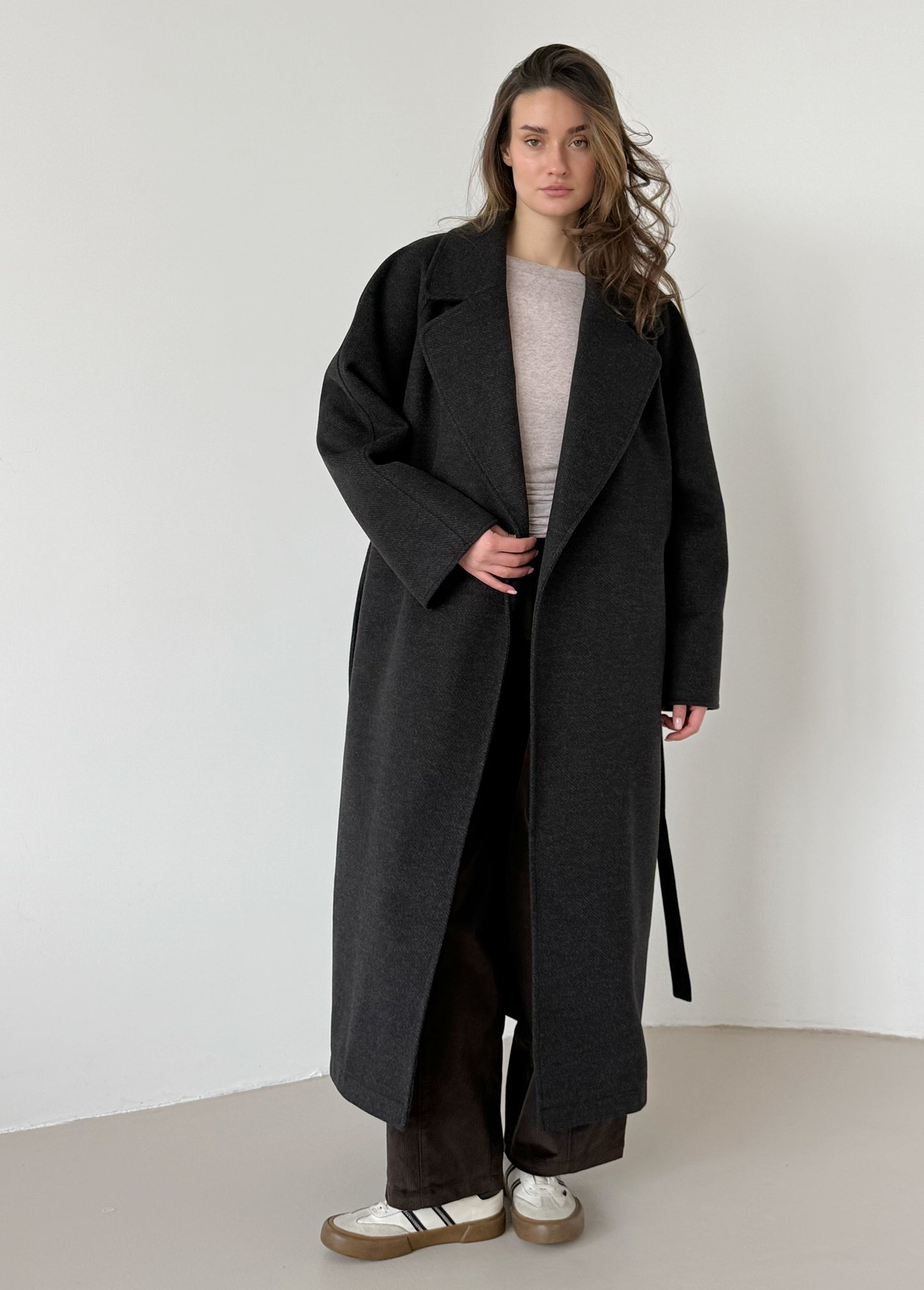 Anthracite wrap coat
