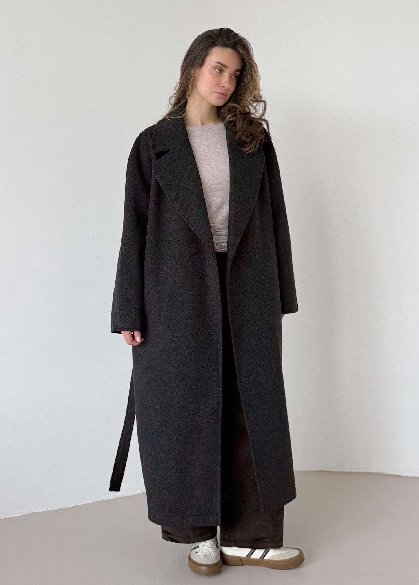 Anthracite wrap coat