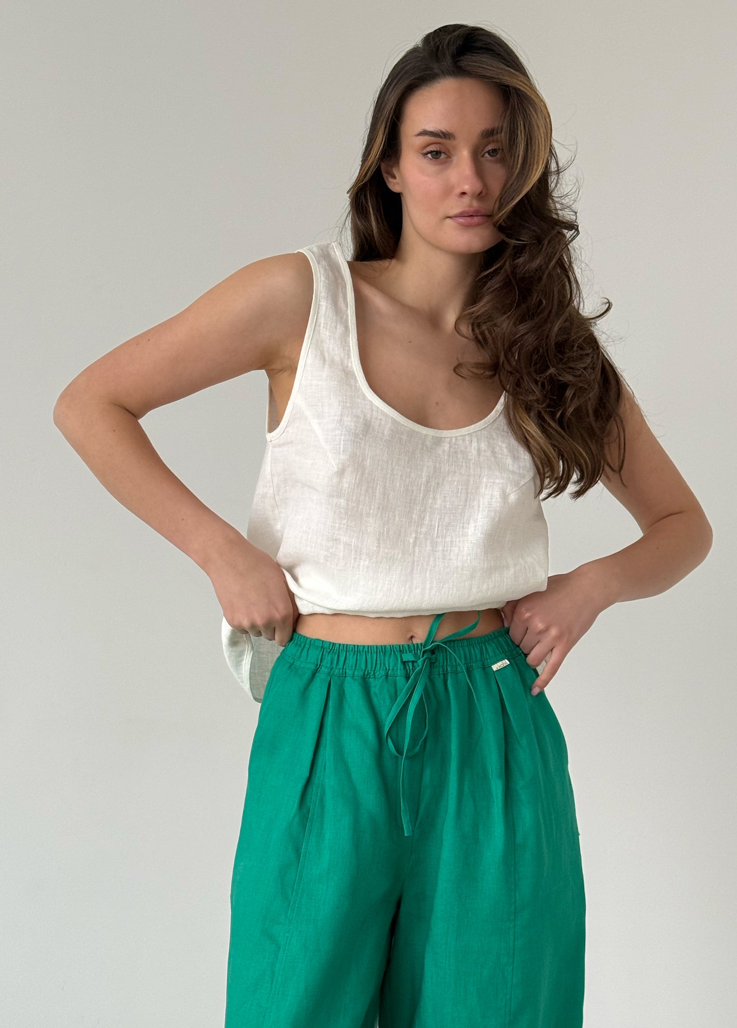 Green linen baggy trousers