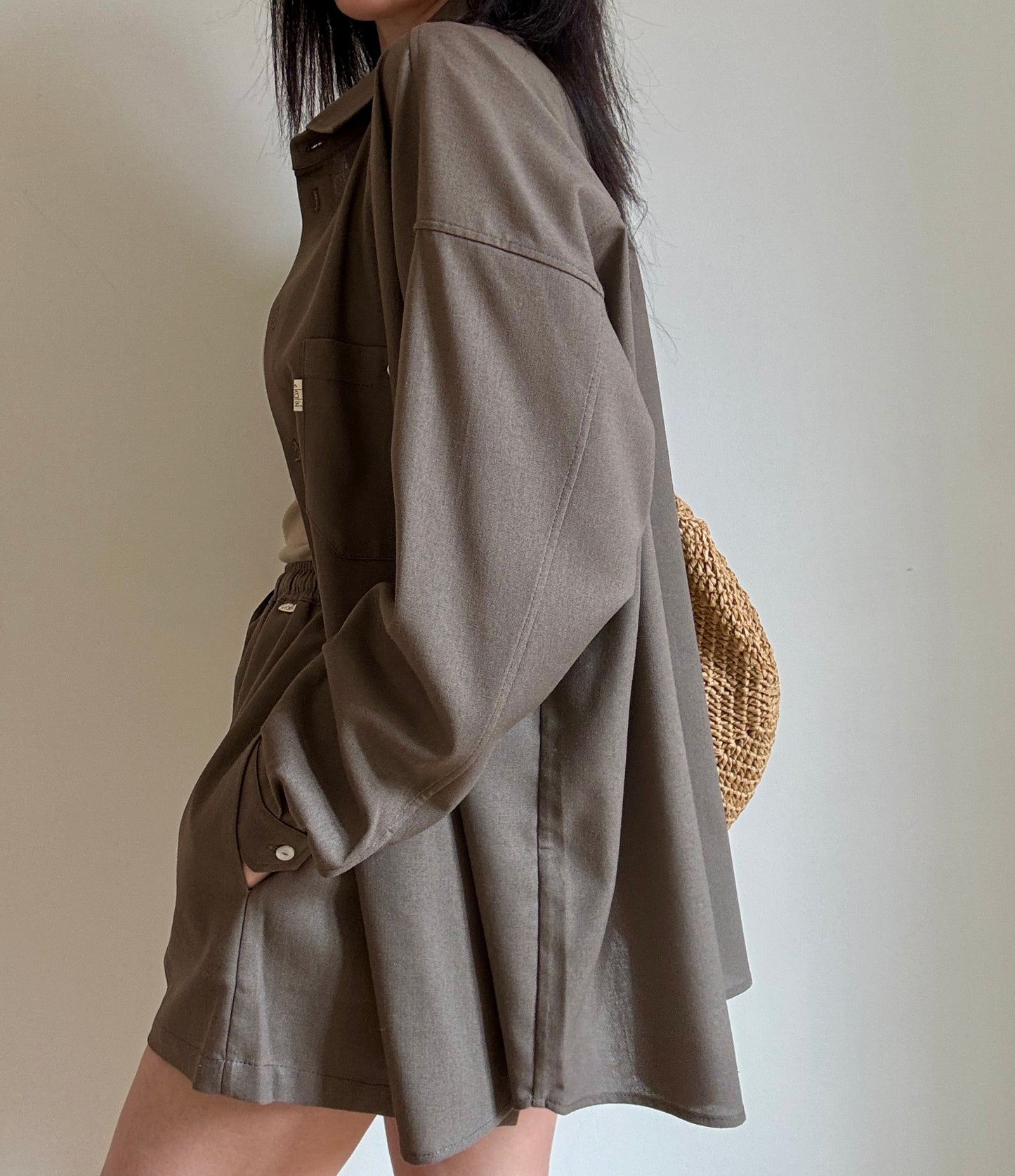 Chocolate linen-viscose shirt