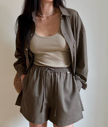 Chocolate linen-viscose shorts